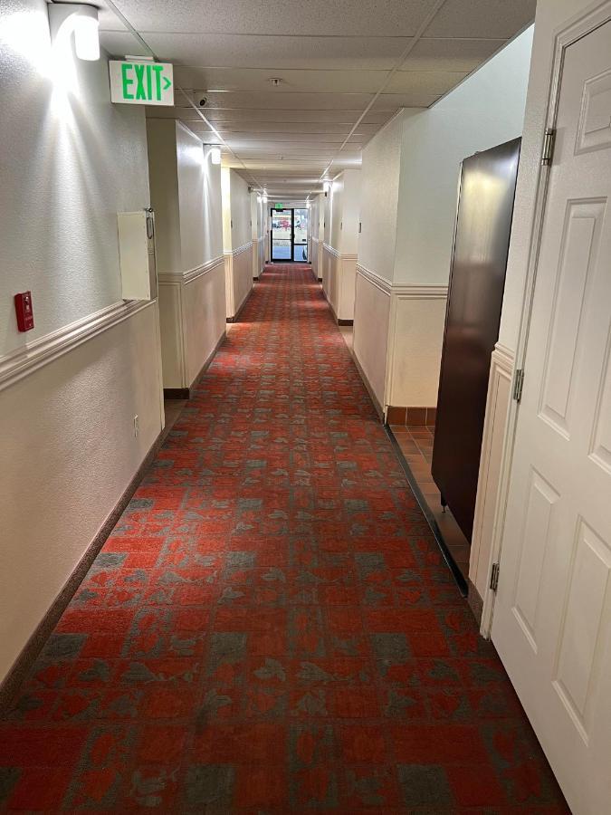 Oquirrh Mountain Inn Tooele Zewnętrze zdjęcie